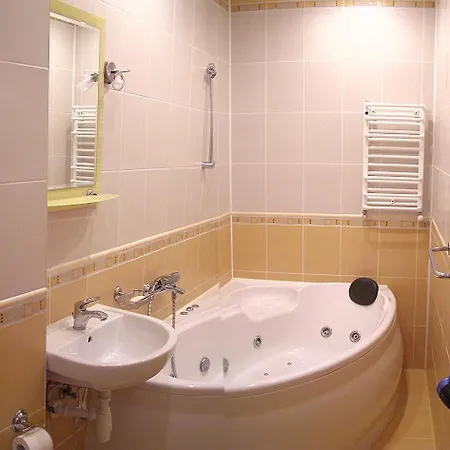 לבוב Park Apartment מראה חיצוני תמונה